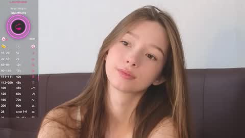 Snapshot of cherrymira chatting on October 15, 6:27 am Loise online show from October 15, 6:27 am