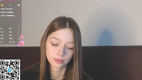 Snapshot of cherrymira chatting on October 19, 6:04 am Loise online show from October 19, 6:04 am