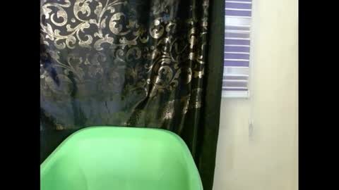 Snapshot of cherryredcunt chatting on March 11, 7:03 am cherryredcunt online show from March 11, 7:03 am