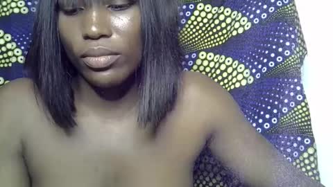 Snapshot of cherryredcunt chatting on October 31, 4:03 am cherryredcunt online show from October 31, 4:03 am