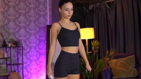 Selena online show from January 17, 7:49 pm