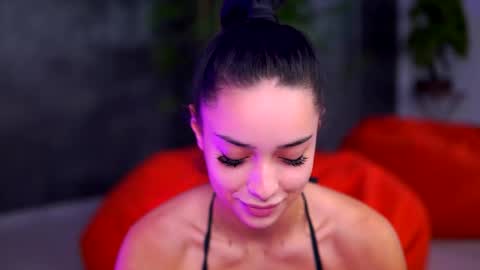 Selena online show from September 28, 7:41 pm