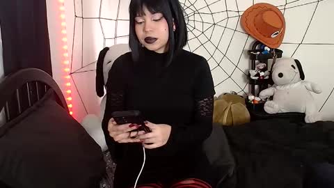 Snapshot of cherrywitchy chatting on October 24, 4:25 pm Cherry online show from October 24, 4:25 pm