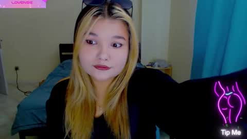 Snapshot of cherylblosso chatting on October 14, 10:07 am Cherylblosso online show from October 14, 10:07 am