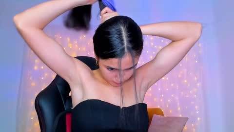 Cheryl online show from December 2, 7:58 pm