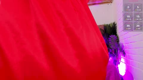 Snapshot of chiara_tay chatting on October 18, 8:10 pm Chiara online show from October 18, 8:10 pm