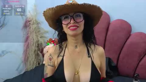 CHIARA online show from November 22, 1:36 pm