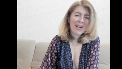 Snapshot of chicafortuna chatting on March 1, 2:37 am NBFG online show from March 1, 2:37 am