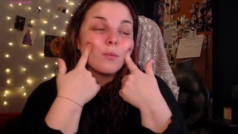 Saya online show from October 7, 5:34 am