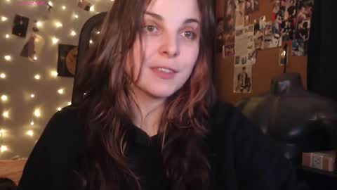 Saya online show from October 23, 10:05 pm