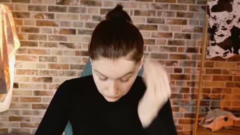 Bella online show from December 3, 9:22 am