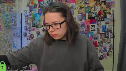 chio_mio online show from October 18, 2:14 am