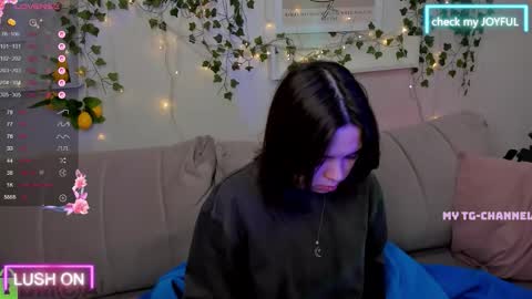 chio_mio online show from September 18, 2:10 am