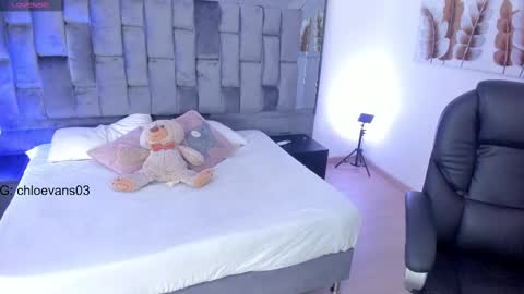 Chloe online show from February 19, 11:17 am