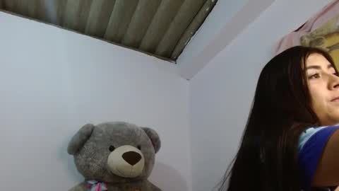 chloe_dolce online show from November 9, 2:40 am