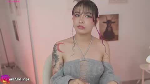 Chloe  online show from July 6, 4:40 am