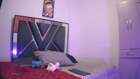 Snapshot of chloe_hotx chatting on October 27, 3:13 am Chloe and Danna online show from October 27, 3:13 am