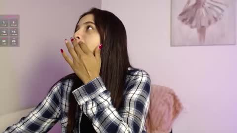 chloe_peach_ online show from February 28, 12:15 pm