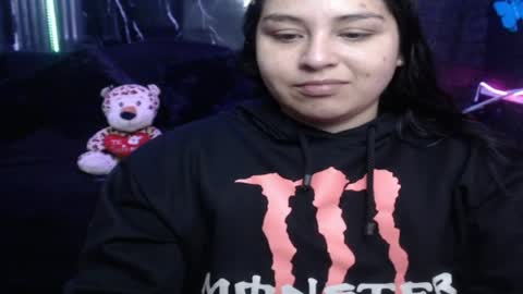 chloe_smith5 online show from April 6, 1:12 pm