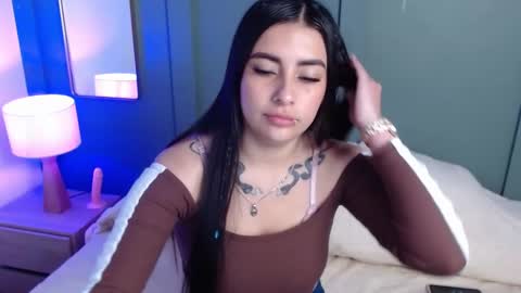 chloe_sparks online show from December 5, 11:38 am