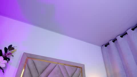 chloe_wilson7 online show from October 21, 1:31 am