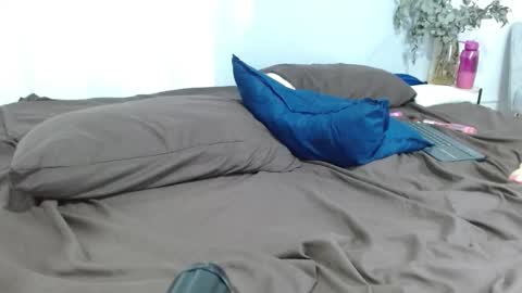 ChloeeRosse online show from November 19, 8:20 pm