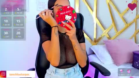 Snapshot of chloeharper_ chatting on September 8, 6:40 pm Chloe Harper online show from September 8, 6:40 pm