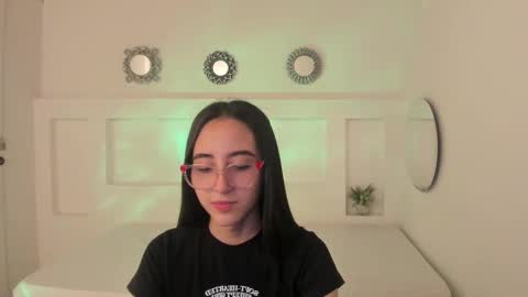 chloehil2 online show from February 17, 8:16 pm