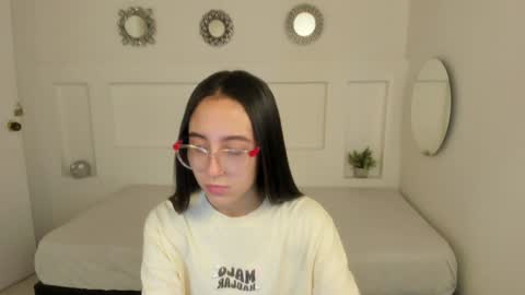 chloehil2 online show from January 23, 7:29 pm