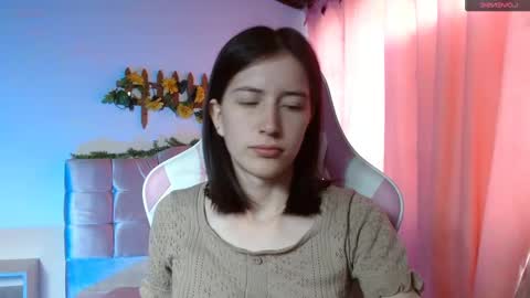 Snapshot of chloejohnsoon chatting on March 5, 1:06 pm Chloe online show from March 5, 1:06 pm