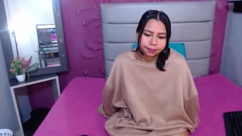 chloelust707rs online show from March 26, 4:14 am