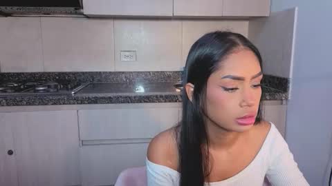 Chloe Moon online show from September 24, 12:59 pm