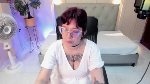 Chloe rosse online show from January 18, 1:19 am