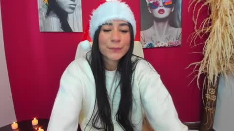 ChloeTurner  online show from December 24, 12:55 pm