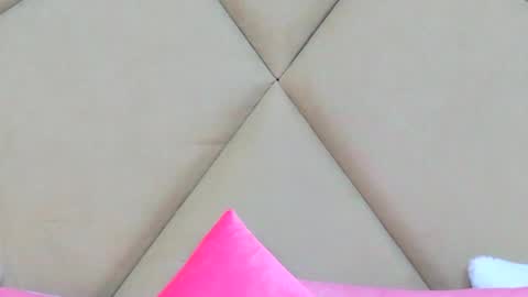 Chloe Vee online show from March 30, 4:56 am