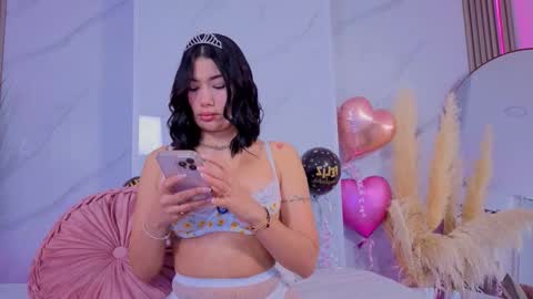 Chlooe online show from November 3, 1:20 am