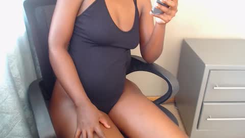 Snapshot of choccoa chatting on October 2, 1:49 pm Daisy online show from October 2, 1:49 pm