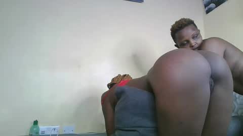 Snapshot of choco_baeb chatting on February 24, 5:41 am nei online show from February 24, 5:41 am