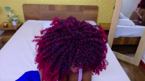 Snapshot of choco_goddess_ chatting on October 9, 8:24 pm Camila Love online show from October 9, 8:24 pm