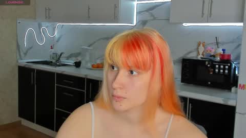 choco_meowx online show from November 18, 10:05 am