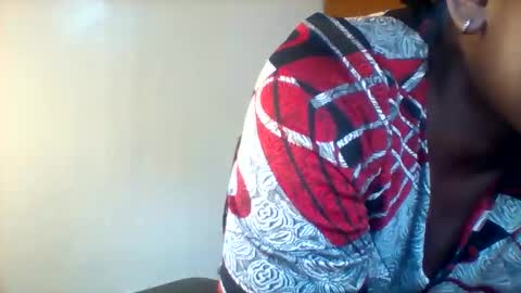 Snapshot of chocobabe002 chatting on October 8, 6:29 am chocobabe002 online show from October 8, 6:29 am