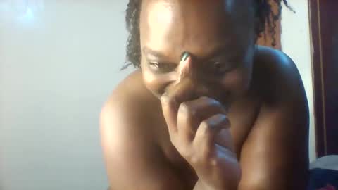 Snapshot of chocobabe002 chatting on October 18, 5:10 am chocobabe002 online show from October 18, 5:10 am