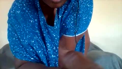 Snapshot of chocobabe002 chatting on October 3, 6:51 am chocobabe002 online show from October 3, 6:51 am