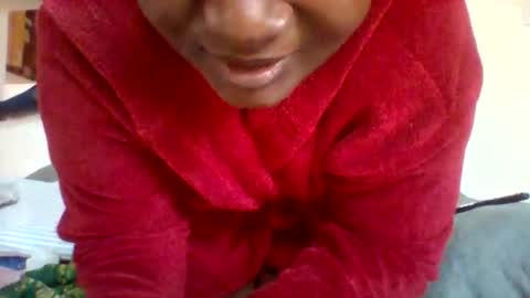 Snapshot of chocobabe002 chatting on October 21, 12:31 pm chocobabe002 online show from October 21, 12:31 pm