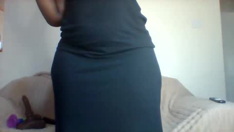 Snapshot of chocobabe002 chatting on October 28, 4:07 am chocobabe002 online show from October 28, 4:07 am