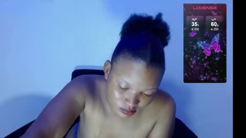 chocolatemilkebony online show from January 20, 7:47 am