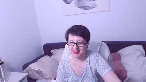 Christa online show from June 4, 8:13 pm