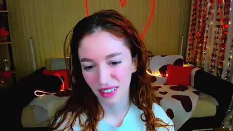 christinaconteeree online show from February 13, 7:26 pm