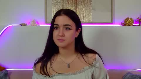 Snapshot of christinamilton chatting on September 23, 6:39 pm Christina online show from September 23, 6:39 pm