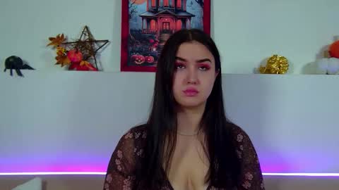 Snapshot of christinamilton chatting on October 27, 6:24 pm Christina online show from October 27, 6:24 pm